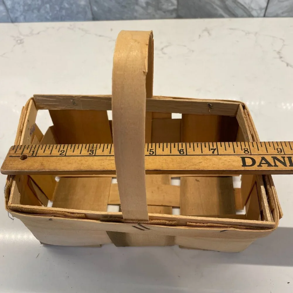 Vintage Farmhouse Split Slat Wood Woven Basket w Handle & 2 Smuckers 16 oz Jars